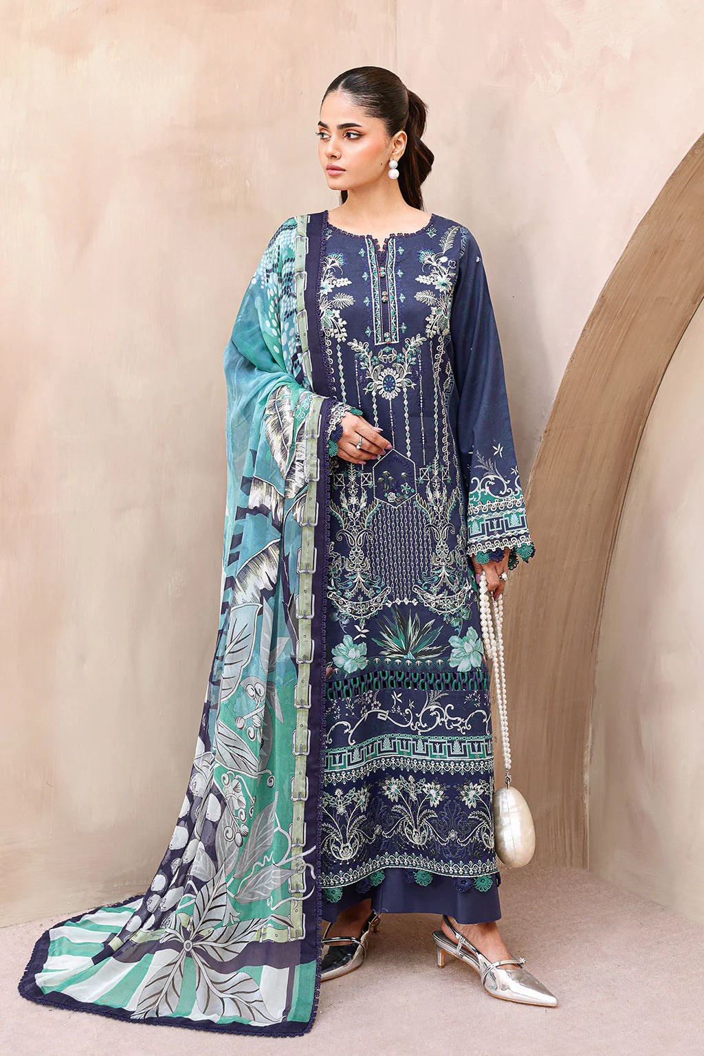 Libas Eid New Arrival Lawn Ready Made 9004 – Al Libas Al Asri