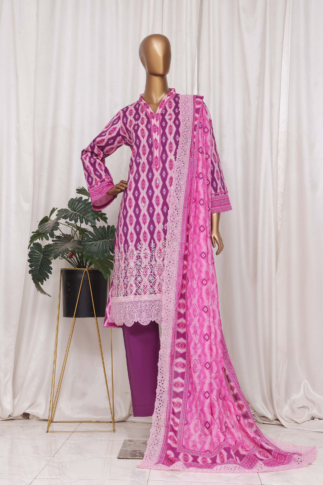 Libas Offer 624 Lawn Ready Made Suit – Al Libas Al Asri
