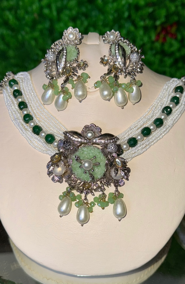J 144 Jewellery