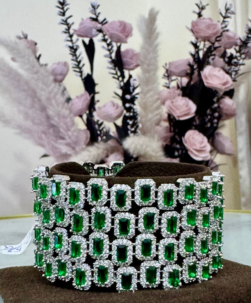 J 125 Jewellery 2 Pieces